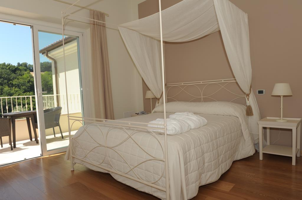 Hotel Giardino Suites&Spa Numana Exteriör bild